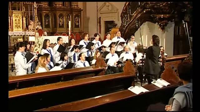 Paros performs Ave Maria in Bratislava смотреть онлайн