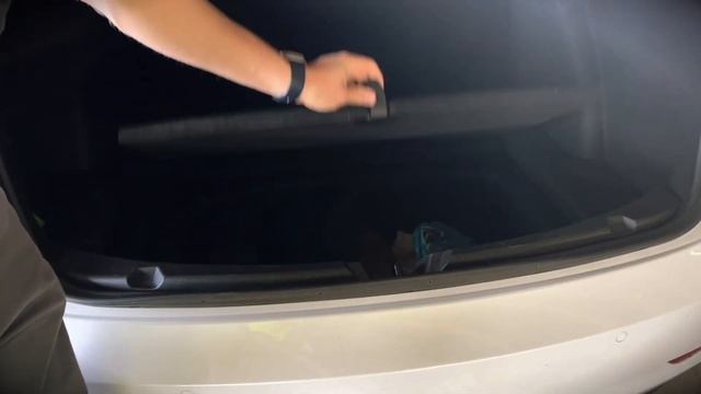 Сравнение Tesla Model Y и Model 3. Кто лучше? смотреть онлайн