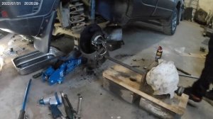 Нива  Снятие полуоси