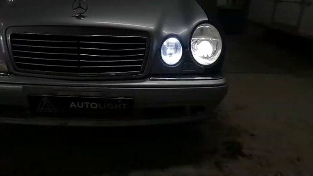 Mercedes Benz W240, 1998 г. установка Bi-Led линз + ДХО в секцию поворотника