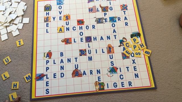 Scrabble Junior Game Review смотреть онлайн