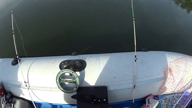 РЫБАЛКА НА ДОНУ С ЛОДКИ,ТРОЛЛИНГ И УДОЧКУ НА ОСТРОВЕ смотреть онлайн