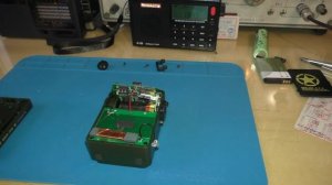 Радиоприёмник HanRongDa HRD-700. Что внутри
