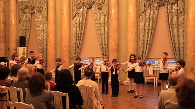Ансабль скрипачей, Аничкова Дворца. Санкт-Петербург. смотреть онлайн