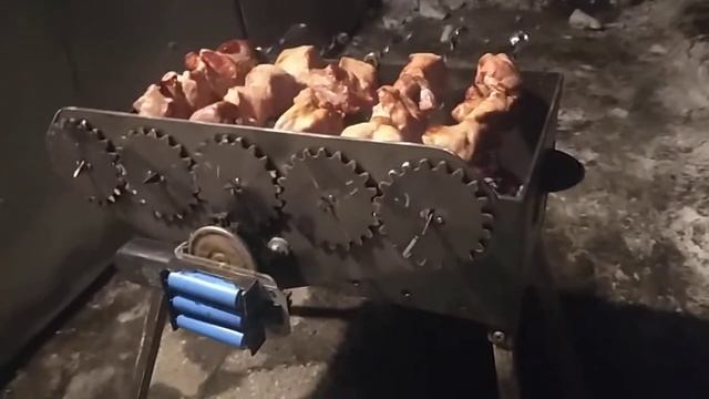 Шашлыки (крутилка) смотреть онлайн