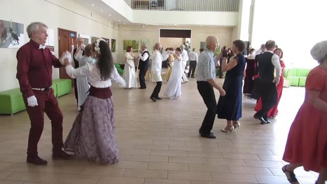 Фокстрот "Ландыши". Бал "Медовый месяц" в КЦ "Зодчие" 15 августа 2021 г. смотреть онлайн