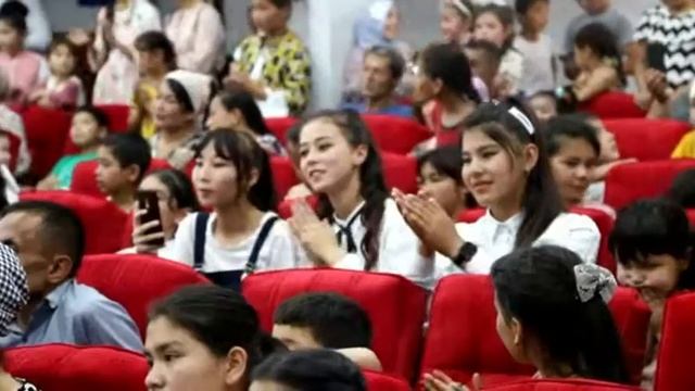 OʻZBEK MILLIY AKADEMIK DRAMA TEATRI SANʼATKORLARI MARHAMATDA. 27.05.2022 y смотреть онлайн