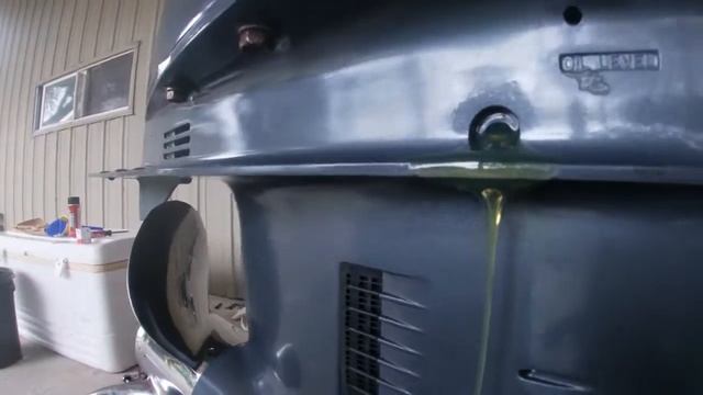 Changing Gear case oil Yamaha 115 four stroke outboard смотреть онлайн