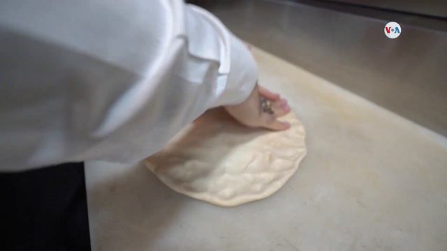 De indigente a millonario: la historia del rey de la pizza de Nueva York смотреть онлайн