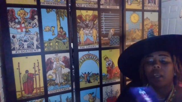 General Collective Readings смотреть онлайн