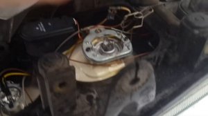 Замена лампочки ближнего света Форд Фокус 2 Дорестайл!!! | Всё просто!!!