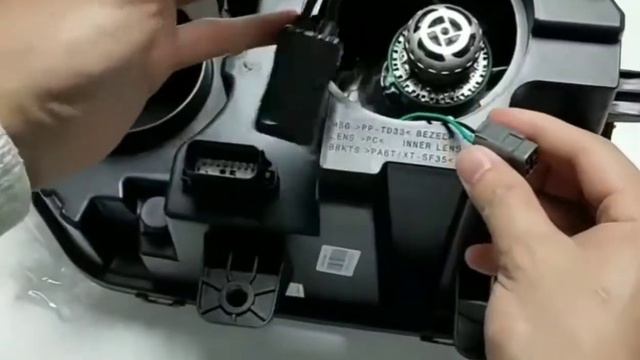 VLAND 2PCs D2S LED Bulbs 6000K Super Bright смотреть онлайн