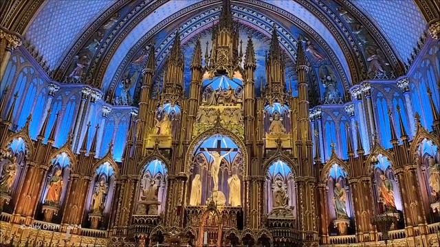 The Notre-Dame Basilica is a basilica of Montreal смотреть онлайн