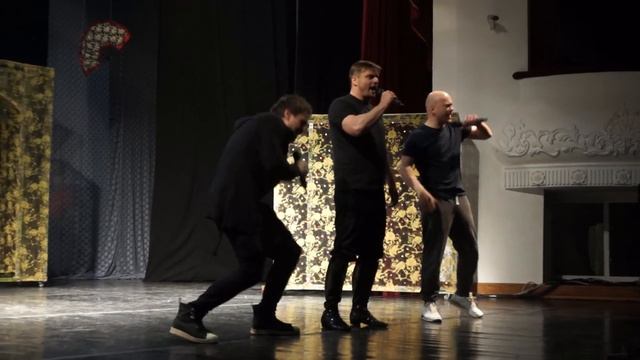 Приморская филармония Репетиция спектакля "Потрясающая баба" смотреть онлайн