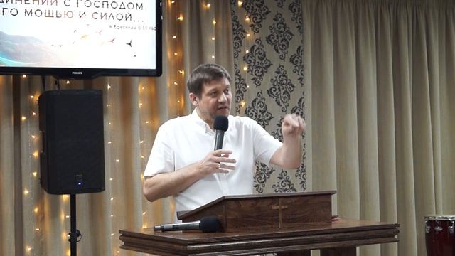 Очи Господа обозревают всю землю, чтобы поддерживать тех, чьё сердце вполне предано Ему. смотреть онлайн