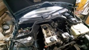 мерседес w202. установил двигатель. пытаюсь заводить!
