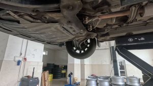 Лада Веста NG 2023 на АКПП Установка глушителя фирмы CBD