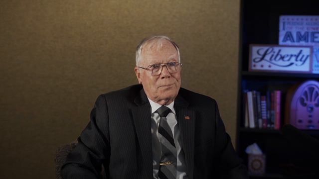 'Hanoi Hilton' survivor Robert Shumaker, U.S. Navy (Full Interview) смотреть онлайн
