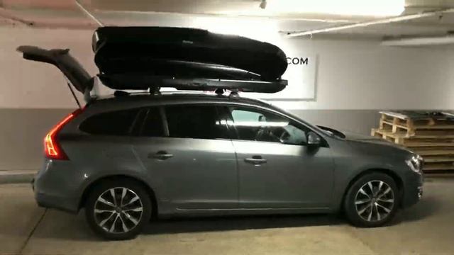 Thule Motion XT XXL Monterad På Volvo V60 смотреть онлайн