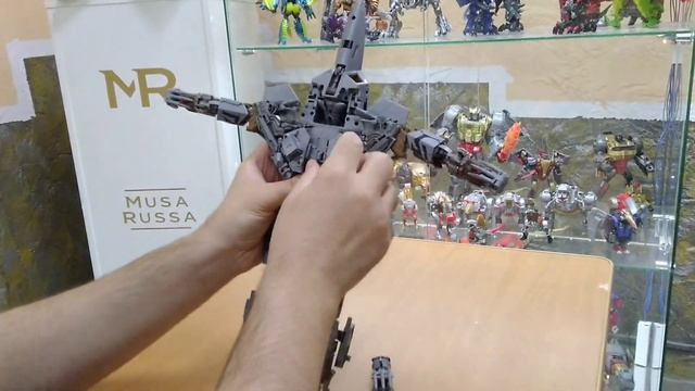 Обзор трансформера Starscream - Leader class - Hunt for the Decepticons. Музей Р-ТФ. смотреть онлайн