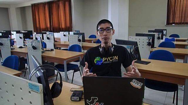 Pandas 00 | Belajar Python Pandas | Bahasa Indonesia | Pandas Data Frame | Data Science смотреть онлайн