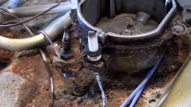 Come cambiare una CANDELETTA di un piano cottura-How to change HOB IGNITION SPARK смотреть онлайн