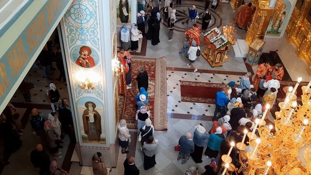 Причащение прихожан. смотреть онлайн