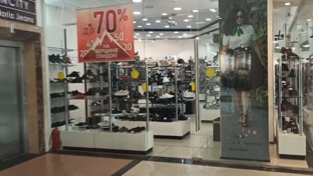 Москва. Торговый центр Принц Плаза.Апрель 2023 год. смотреть онлайн