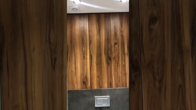 Отделка инсталляции. Прячем водонагреватель. Фасады ЛДСП Egger + зеркало и подстолье из дерева. смотреть онлайн