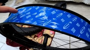 Пытаемся поставить бескамерку на фэтбайк.Рассказываю что и как делаем.Ситуация вышла из под контрол