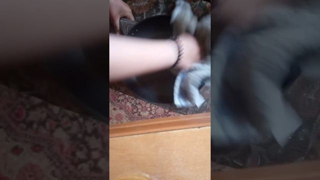 как легко убрать жир со сковородки смотреть онлайн