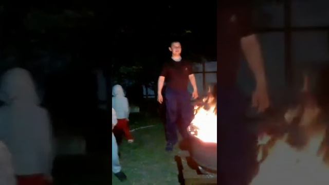 Отдых с Друзьями на даче смотреть онлайн