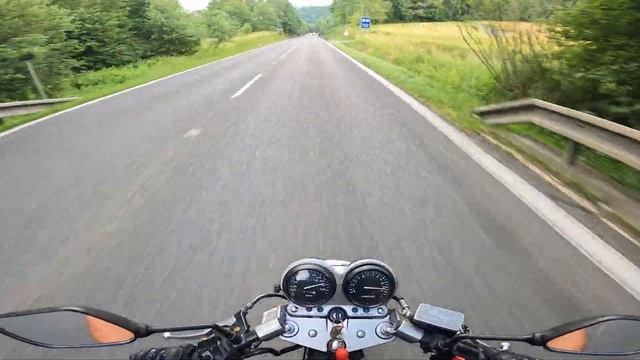 SUZUKI GS 500 TOP SPEED [4K] смотреть онлайн