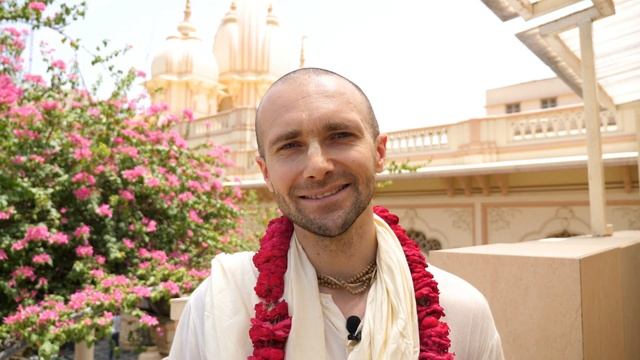 ? Проводите время со Шримати Радхарани. Отношения с Божествами. Вриндаван. 2022.06.03 смотреть онлайн