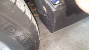 Как снять накладку порога Ниссан X-Trail (икс трэил)