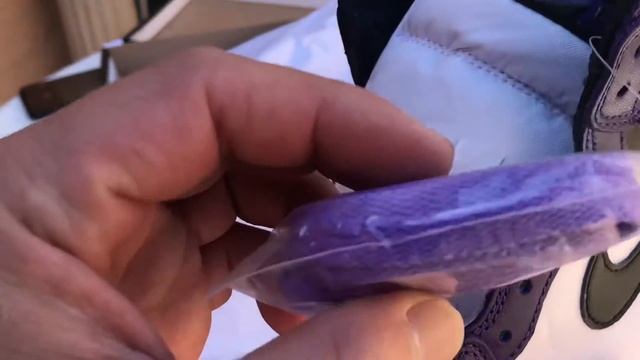 Air Jordan 1 Court Purple 2.0 review ( QR Code check ) смотреть онлайн