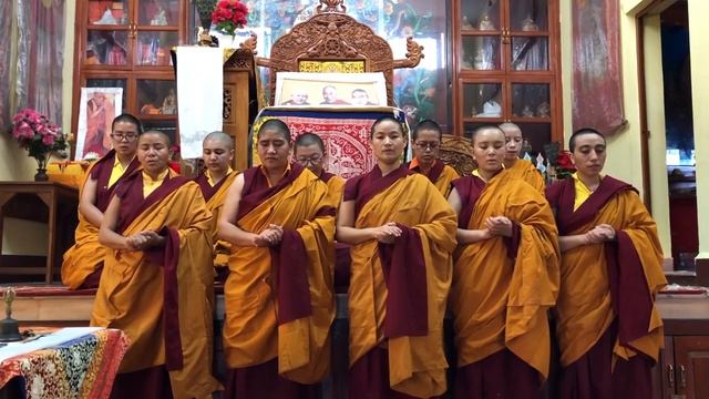 Практика Парнашавари в исполнении монахинь Самтенлинга / Parnashawari practice by nuns of Samtenlin смотреть онлайн