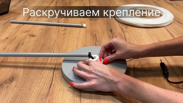 UL 00010192 UML T410 2хE27 WHITE Торшер напольный под две лампы Е27, 2х60W Механический выключател смотреть онлайн