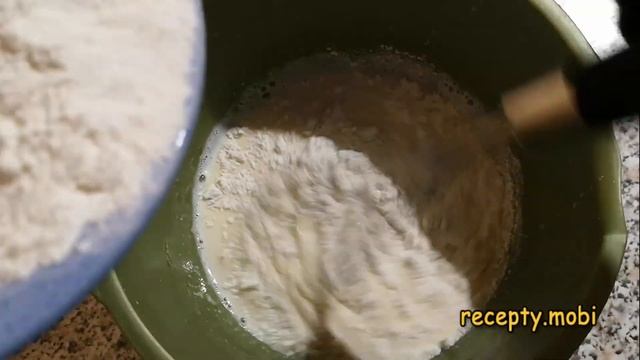 Дрожжевые блины на молоке с дырочками смотреть онлайн