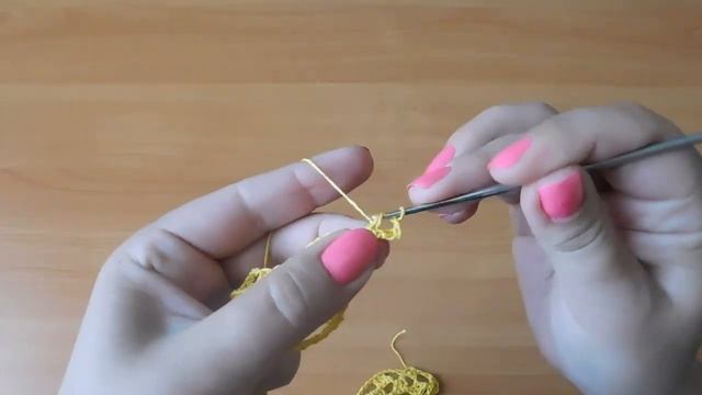 Косынка-повязка на резинке / Вяжем крючком смотреть онлайн