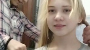 ПОДСТРИГЛА СВОИ ДЛИННЫЕ ВОЛОСЫ ПОД КАРЕ??