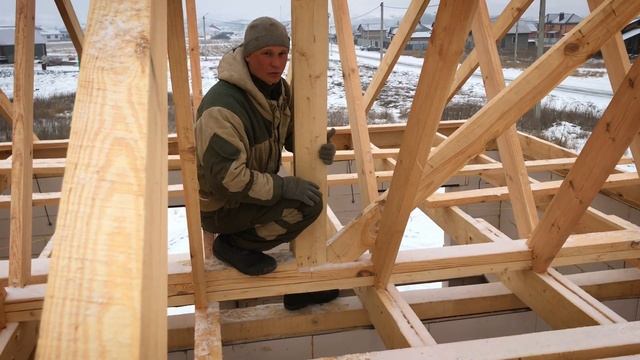 Gable roof truss system/Стропильная система двухскатной крыши БЕЗ АРМОПОЯСА смотреть онлайн