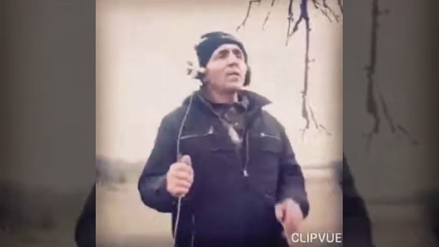 Эту песню посвящаю друзьям, хочу сказать вам спасибо за то, что вы есть у меня! смотреть онлайн