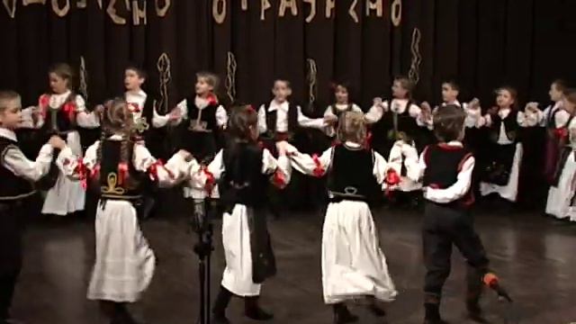 SVETI SAVA 2009 - DECJE NARODNE PESME I IGRE - Luna Becar смотреть онлайн