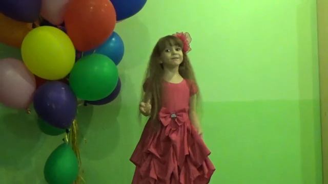 Оратынская Кристина, 4 года, МАДОУ №350, гр Журавушки Стих Ёжик вышел на дорогу! авт Ольга Матыц смотреть онлайн