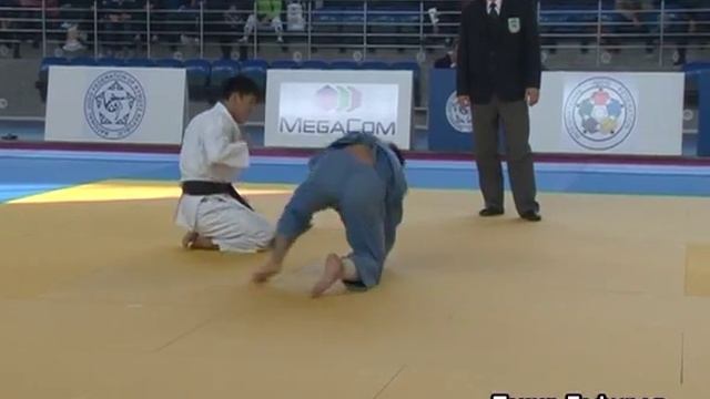 Спорт. Дзюдо. Чемпионат Кыргызстана-2017. 66 кг 1\16 Абдибакир уулу Э.-Рамис уулу У. смотреть онлайн
