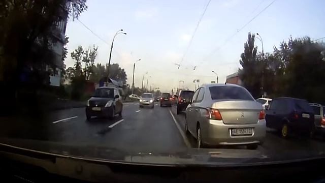 Движение в Киеве смотреть онлайн