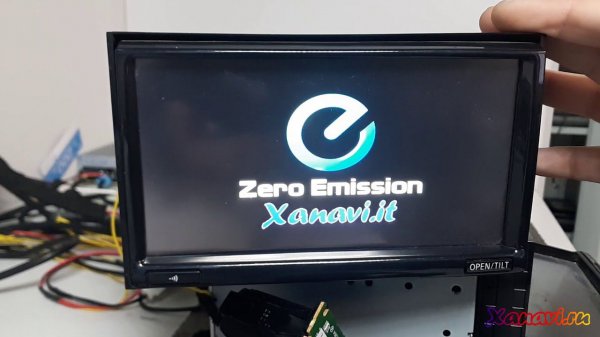 Nissan Leaf 24 (2011-2015)  7 серия - технология перепрошивки магнитолы от Xanavi.ru (инструкция)