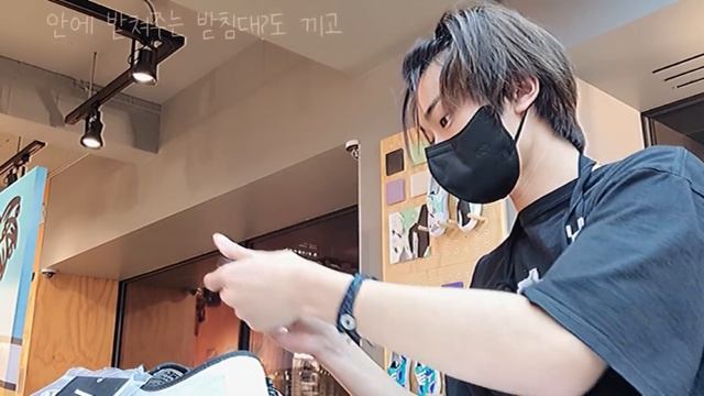 [C-LOG] 영로그 #1 l 태영이의 첫 브이로그 (YOUNGLOG #1 Taeyoung's First Vlog) l CRAVITY (크래비티) смотреть онлайн
