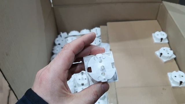 Производство розеток 45х45  - ANBIK.RU